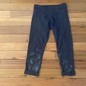 Lululemon cropped leggings